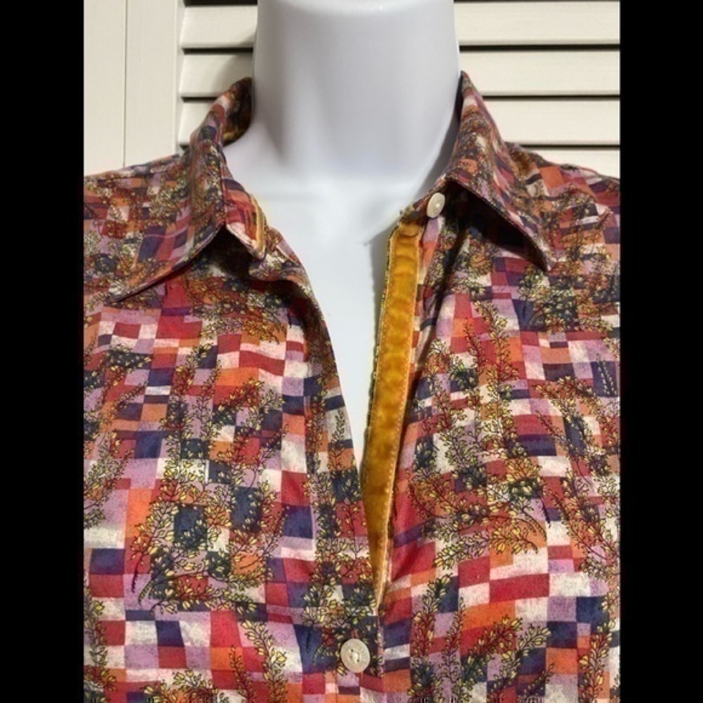 Paperwhite Button Down Blouse!! - image 2